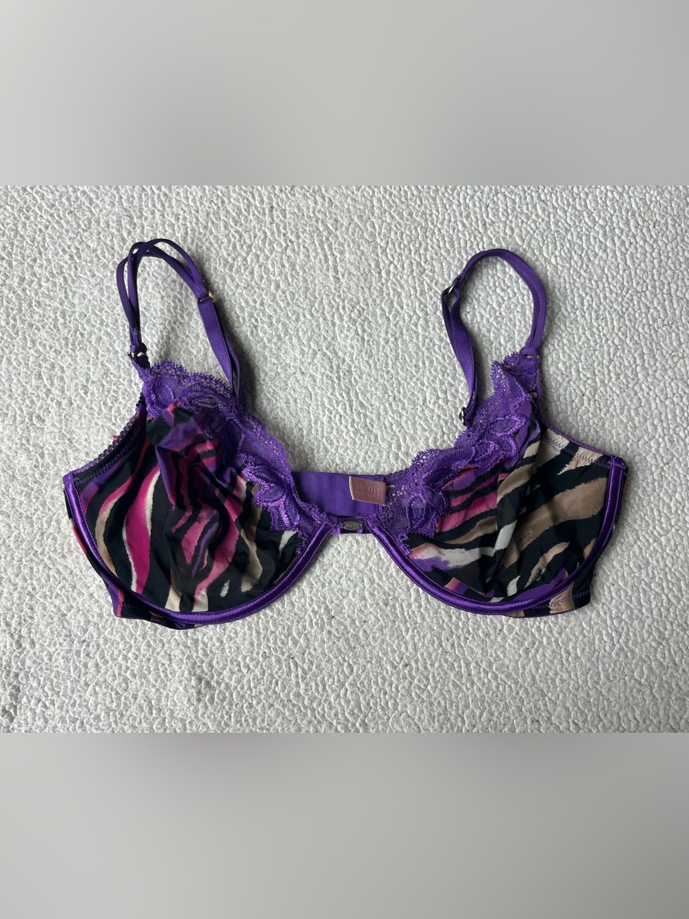 Vintage Y2K Victorias Secret Very Sexy Purple Zebra Lace Mesh Bra 36D
